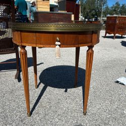 Vintage Baker Furniture Milling Road Accent Table w/ Brass Gallery