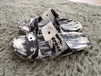 Crocs Classic Sandals Marble Print