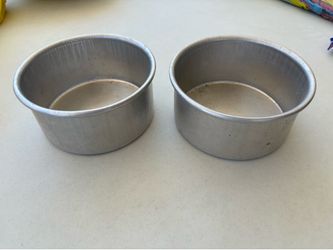 Cake pans 2 x$5