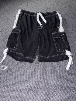 Nike men’s cargo shorts - Size medium