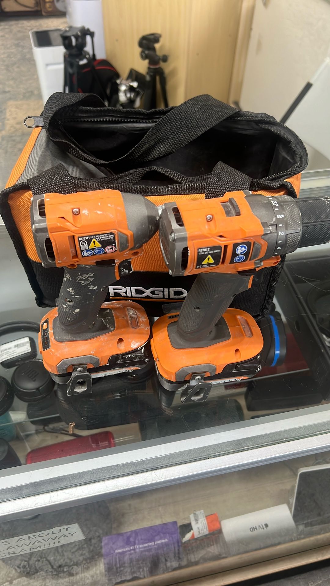 Ridgid R87012 Drill Set