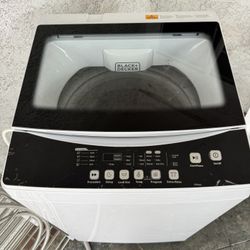 BLACK & DECKER Small Portable Washer, Washing Machine 1.7 cu. ft with 8 Cycles