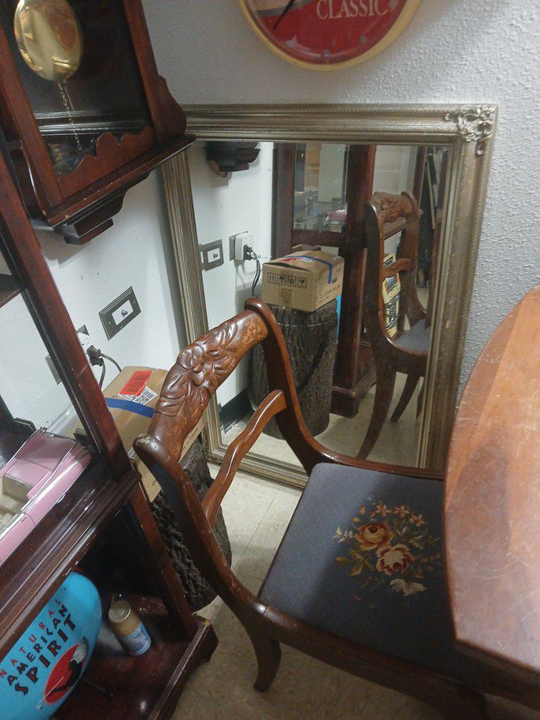 Beautiful antique large mirror asking fifty for it