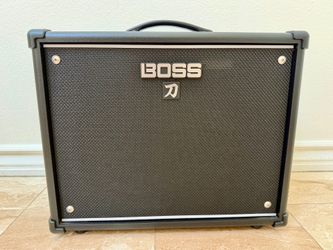 Boss Roland Katana 50 guitar amp