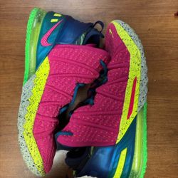 Nike LeBron 18 Los Angeles By Night Men’s Size 11