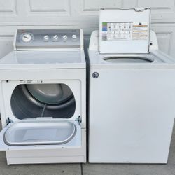 Washer and ( ELECTRIC -220V ) Dryer Set