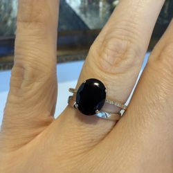 14K Yellow Gold Onyx Ring 