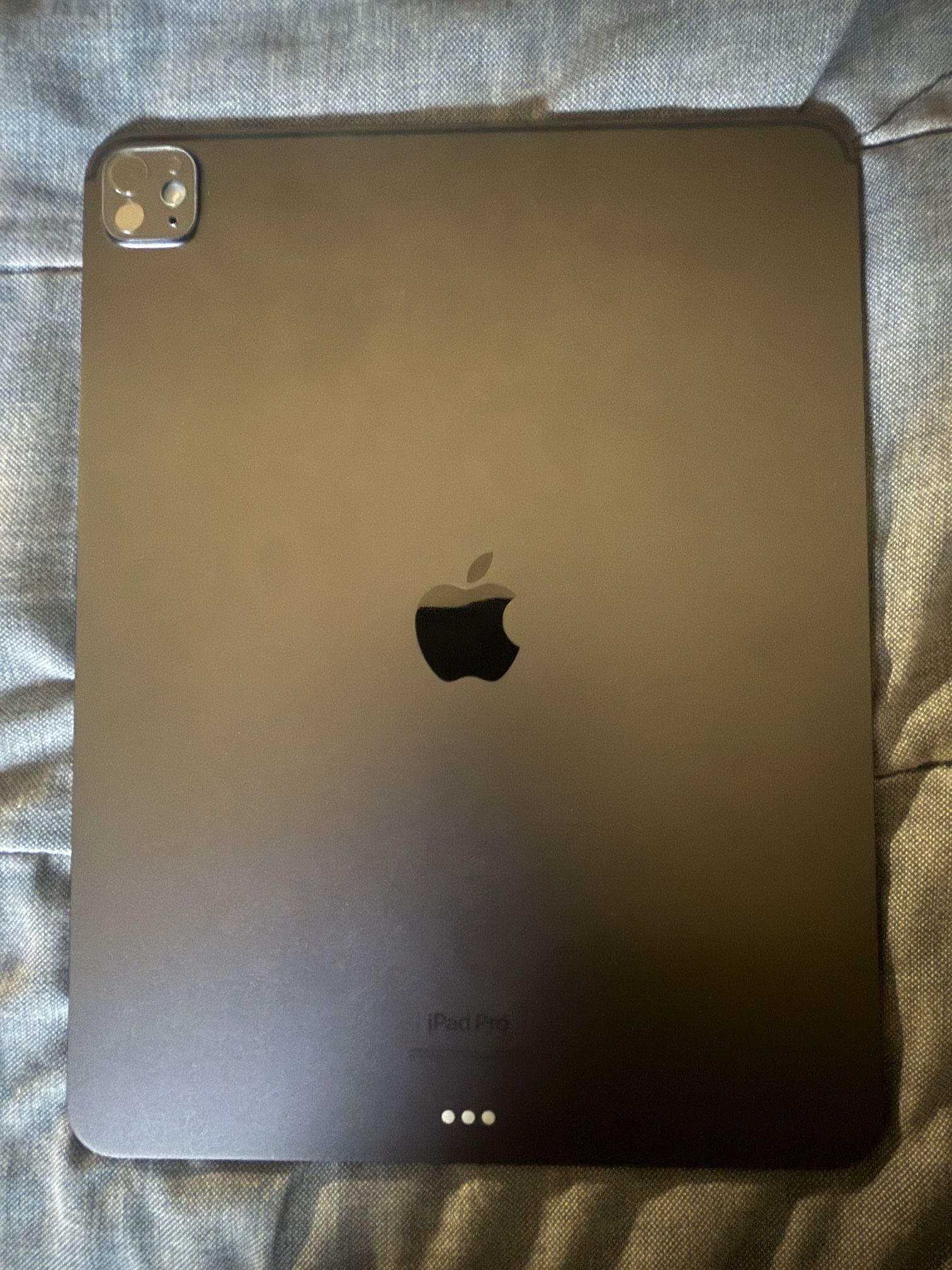 13-inch iPad Pro Wi‑Fi 1TB with nano-texture glass M4 Chip- Space Black 