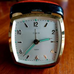 Vintage Elgin Travel Alarm Clock With Red Case