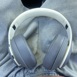 Beats Studio 3