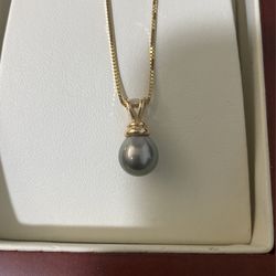 New Pearl Necklace