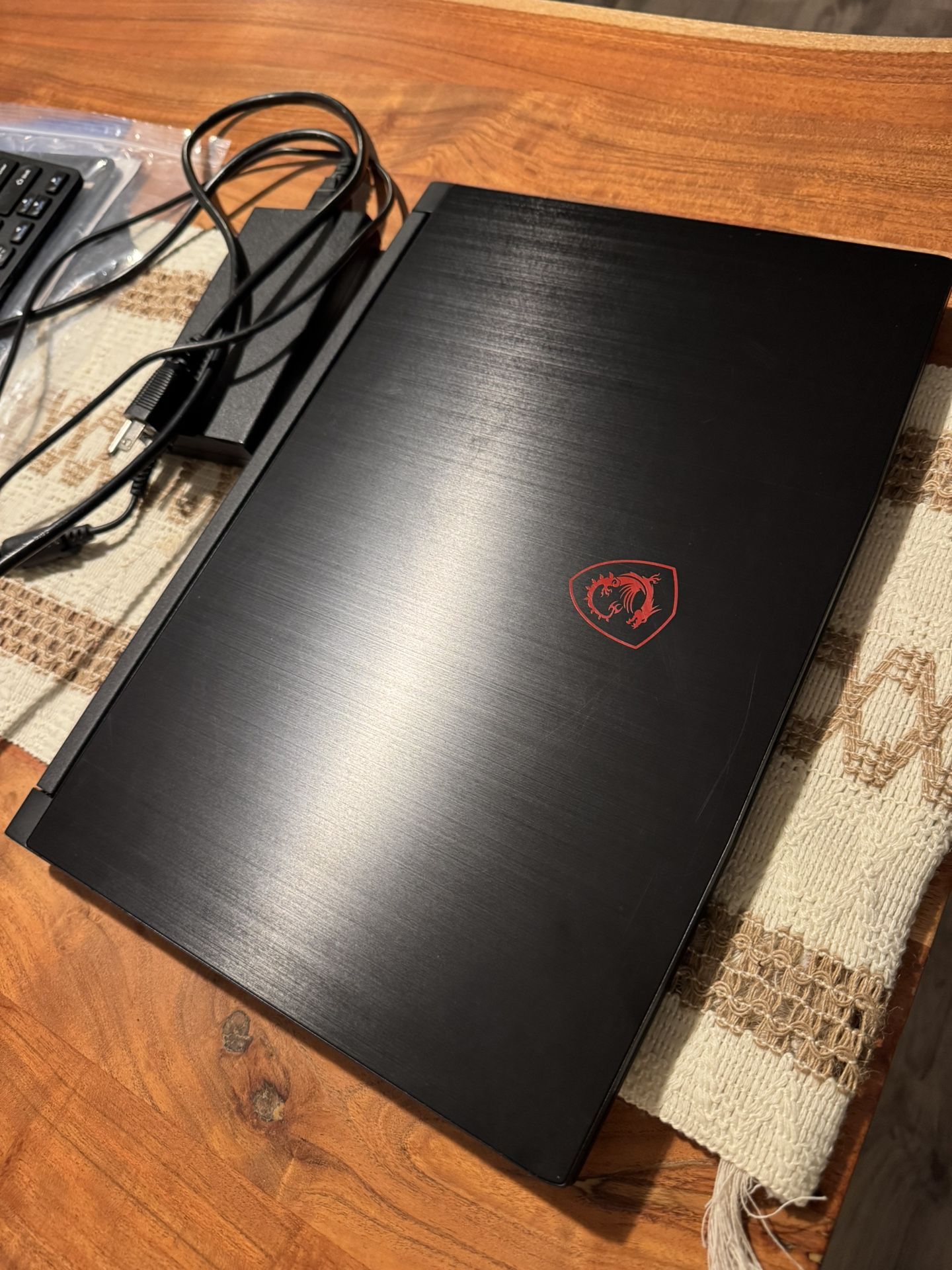 MSI GF65 Thin 10UE Gaming Laptop
