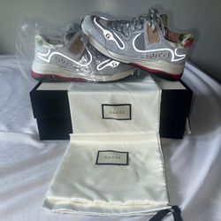 Brand NEW Gucci Shoes 
