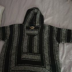 Black N White Hoodie