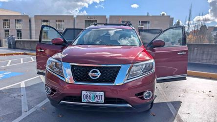 2014 Nissan Pathfinder Platinum Hybrid