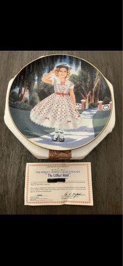 Danbury Mint Shirley Temple Collector Plate – The Littlest Rebel
