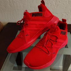 Running Shoes Pumas Red New