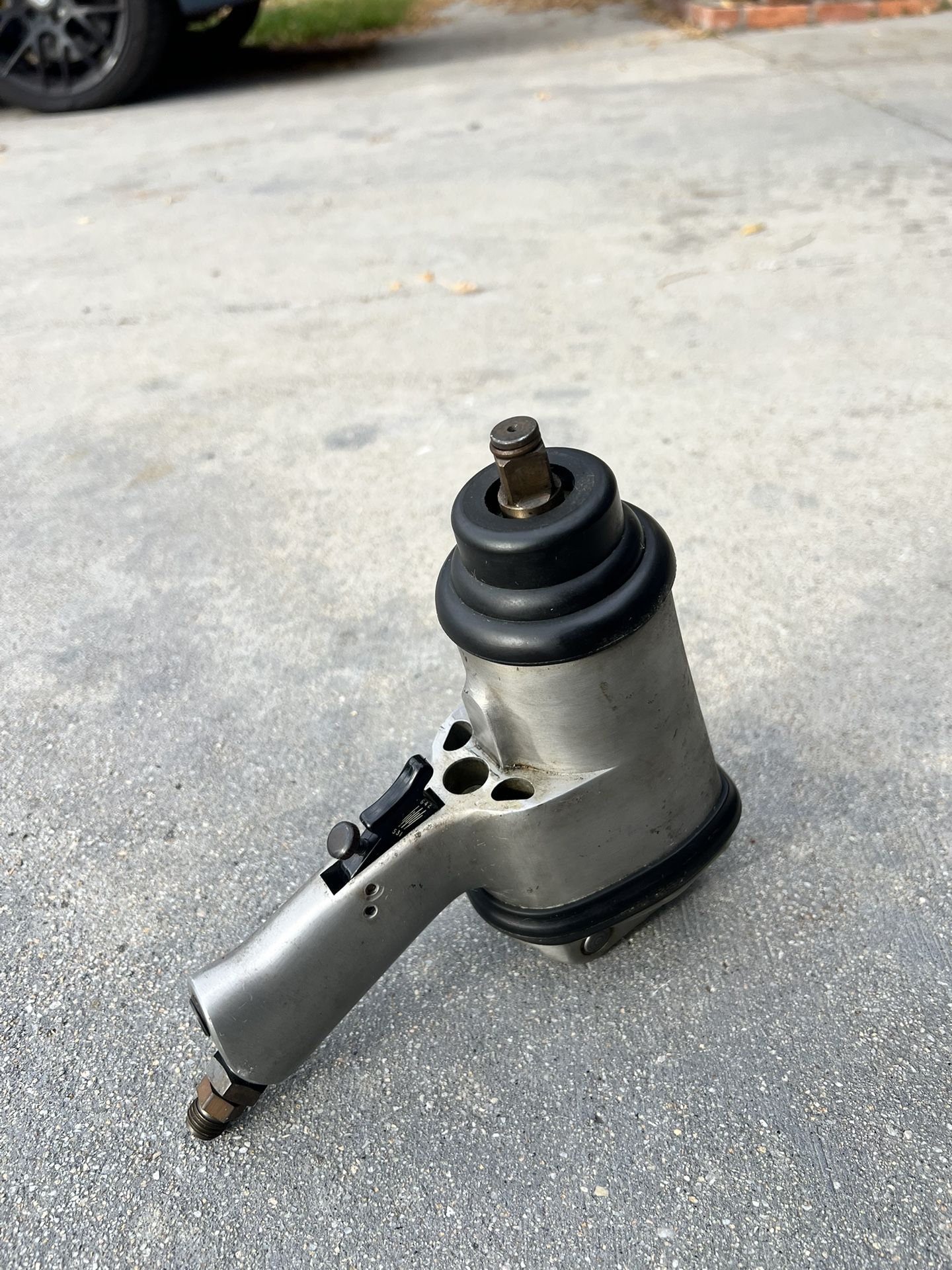 Craftsman Air Impact Wrench Prof. Mechanic Grade 1/4-1/2 in. Model (contact info removed)0