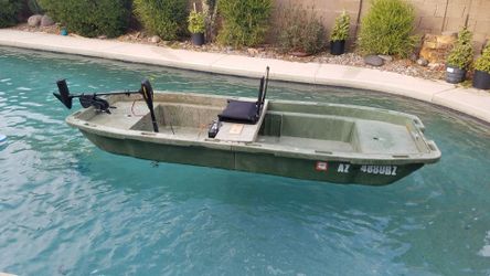 1987 poly tote boat for Sale in Scottsdale, AZ - OfferUp