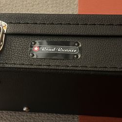 New Road Runner electric guitar case
