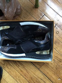 Louie Vuitton Used Men Size 8 1/2