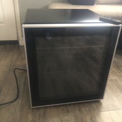 Mini Fridge 
