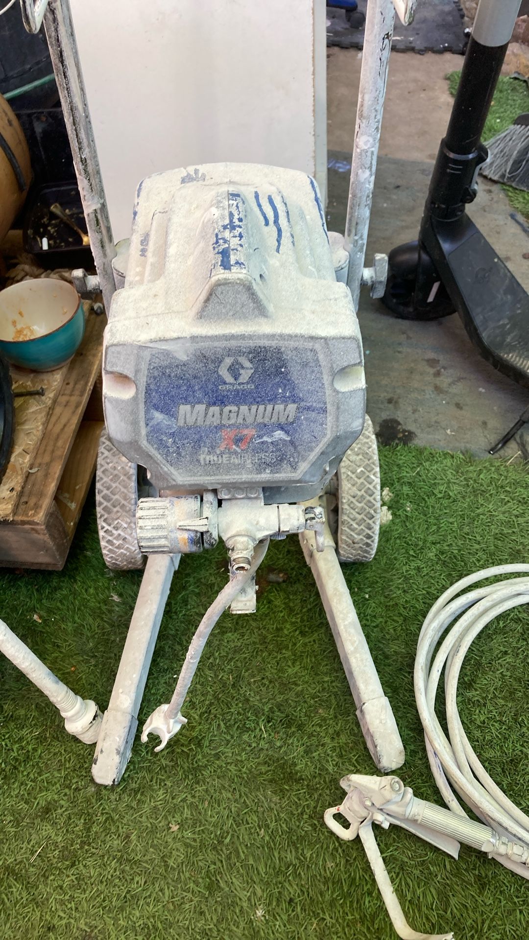 Mugnum X7 paint spray