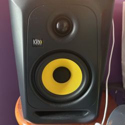 KRK CLASSIC speaker For Sale ( Had 2 Sold The Other One) 