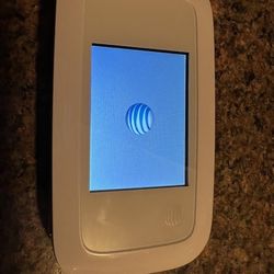 Hotspot/Mobile ATT ZTE #MF923-W - LIKE NEW!