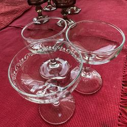 Glasses Different Sizes Cognac Champagne Cocktails From $1 To $5 ECh One ☝️