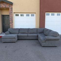 Sectional Couch - Free Delivery