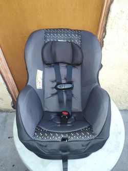 EVENFLO RECLINE TODDLER CARSEAT