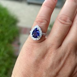 Tanzanite diamond ring