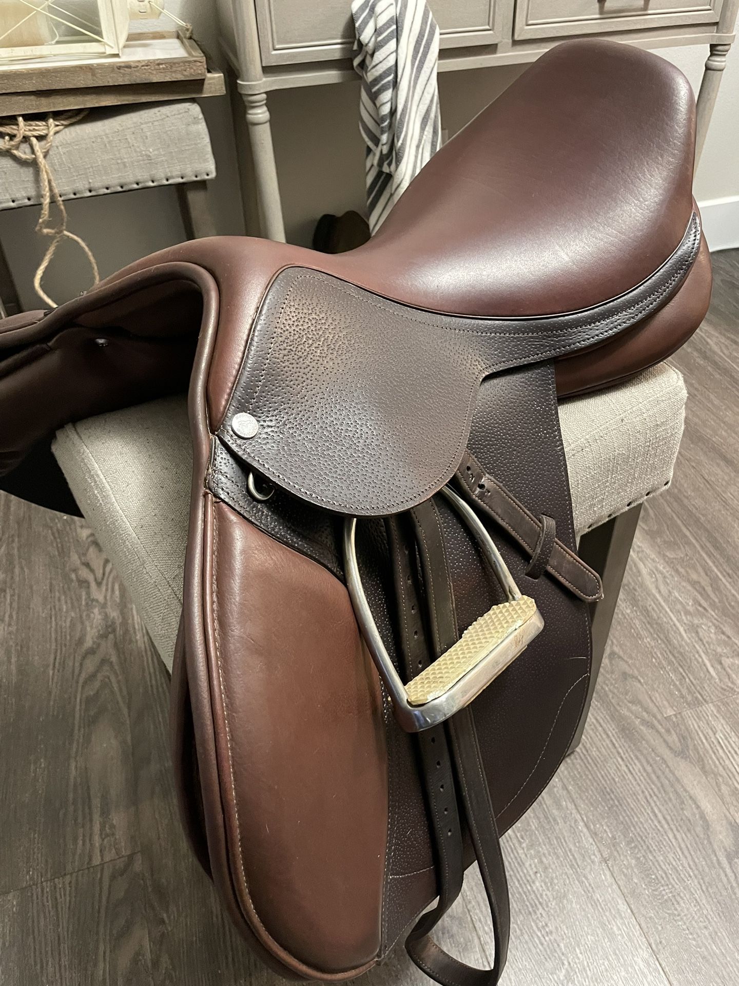 Saddle