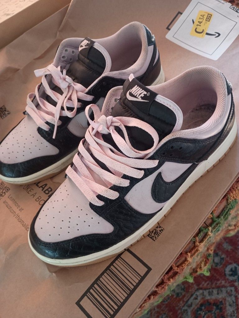 Nike Shoes Woman Size 9