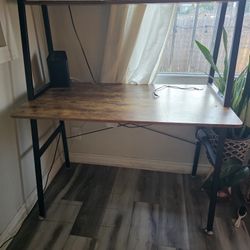 Cat House And 2 Shelve Desk