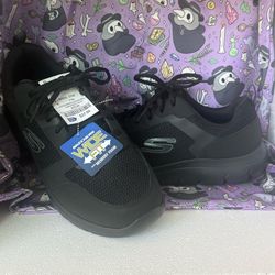 Black shoes size 10-1/2 wide