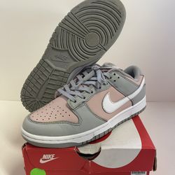 Nike Dunk Low Soft Grey Oxford Pink DM8329-600 Womens Shoe Size 9 /Mens Size 7.5