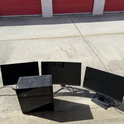Gaming PC And Monitors 