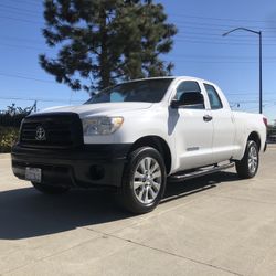 2011 Toyota Tundra Double Cab - Clean Carfax - Warranty!!!!