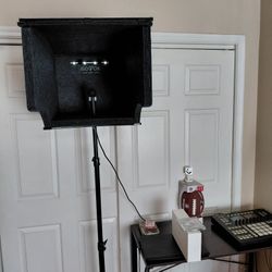 ISOVOX PORTABLE MOBILE STUDIO BOOTH
