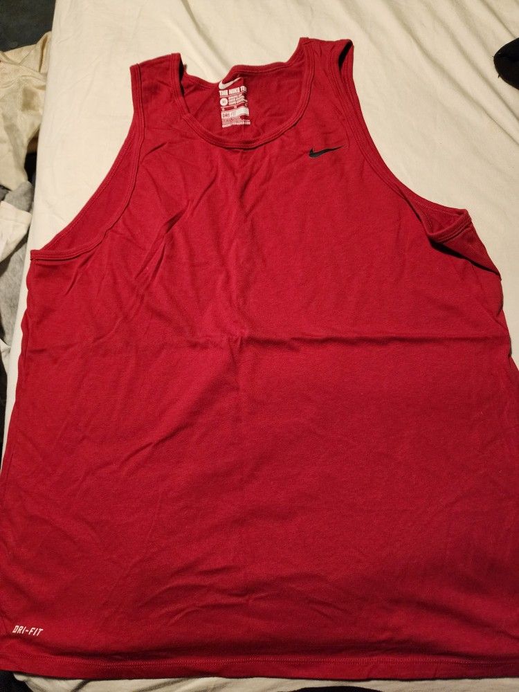 Nike Tank Like New Size Xl