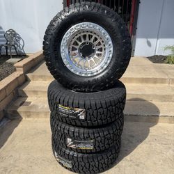 4 lock rims 285/70r17  Blackhawk tires Tacoma rims Chevy rims 6 lug rims 33s llantas r17 methods