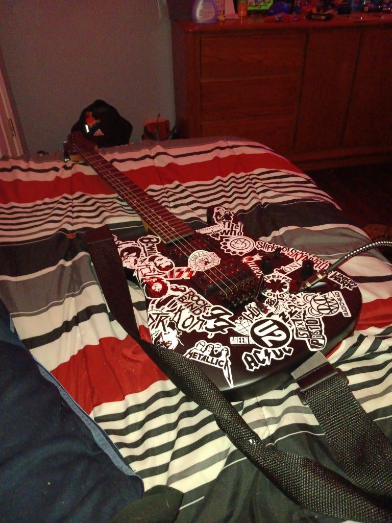 Begginer / Expert Electric Guitar