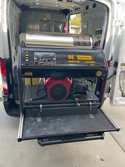 Pressure washing machine BE industrial 3500 psi 5.6 GPM Honda motors GX690