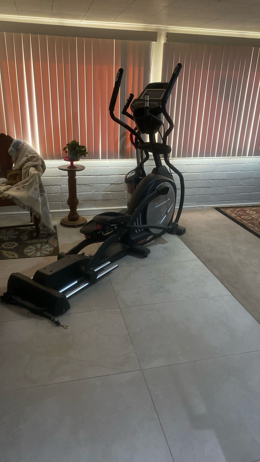Elliptical SOLEE 35