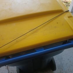 2004 Chevy Cavalier car Antenna W/ bend 