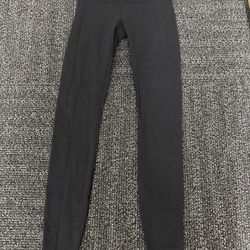 Lululemon Womens Black Luon High Rise Wunder Under Tight 28” Size 4 Gym Yoga Run