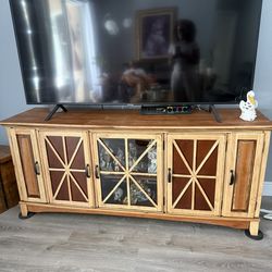 Tv stand