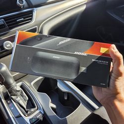 Bose Speaker (BRAND NEW)